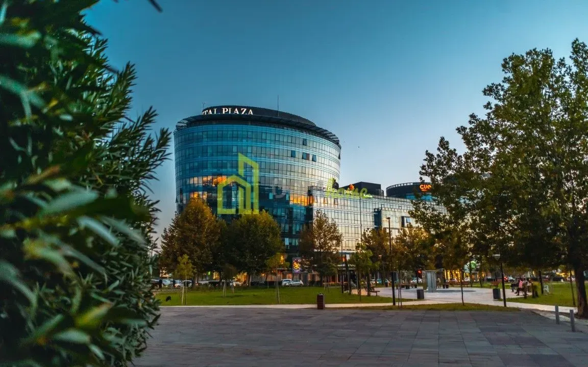 Izdavanje, dvosoban stan, 106m², Kruševac, Podgorica