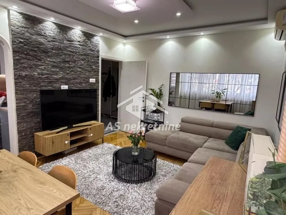 Prodaja, dvosoban stan, 53m², Uciteljsko Naselje, Zvezdara Sve Podlokacije