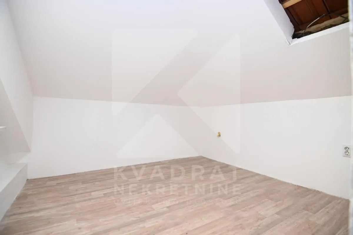 Prodaja, trosoban stan, 74m², Centar, Podgorica