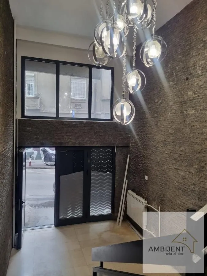 Rent, office space, 212m², Tašmajdan, Palilula Sve Podlokacije