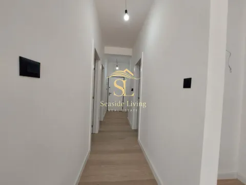 Sale, two bedroom apartment, 55m², Dobrota, Kotor - image 10