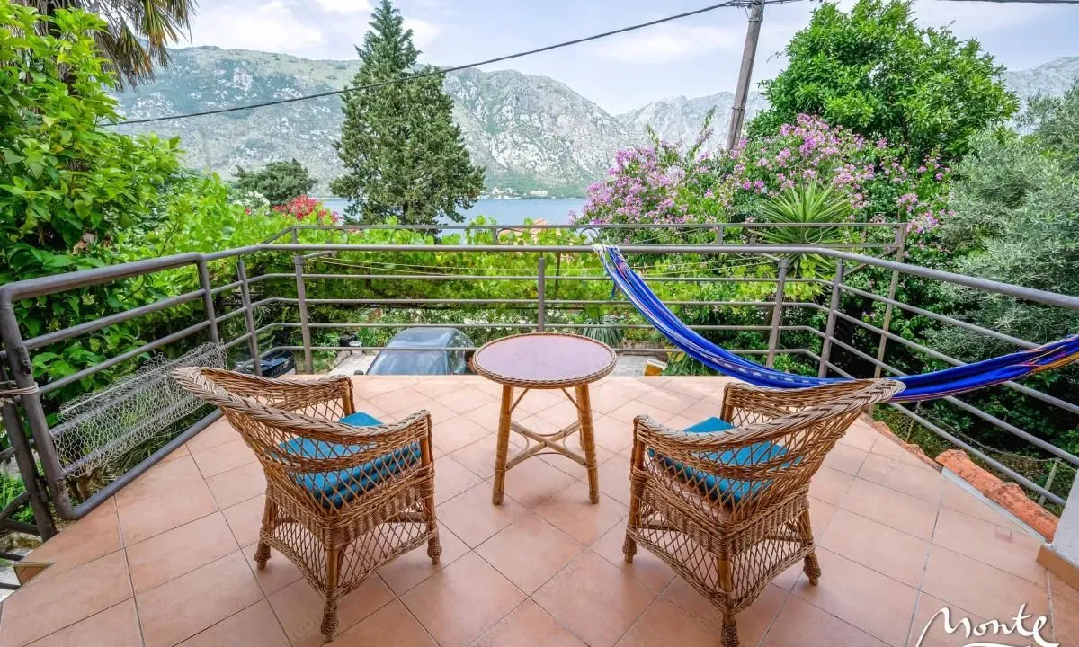Sale, house, 133m², Stoliv, Kotor