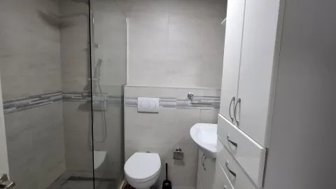 Prodaja, dvosoban stan, 60m², Centar, Bar - image 16