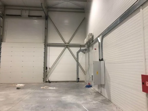 Rent, office space, 3000m², Borča 1, Borča Sve Podlokacije