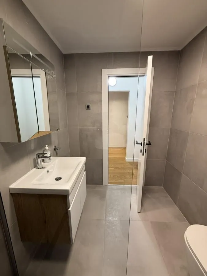 Prodaja, dvosoban stan, 48m², Avijatičarsko naselje, Novi Sad Sve Podlokacije