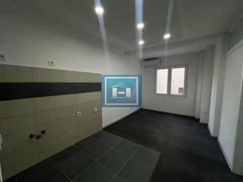 Prodaja, dvosoban stan, 39m², Centar, Jagodina - image 2