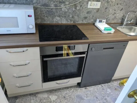 Izdavanje, dvosoban stan, 52m², Liman 4, Novi Sad Sve Podlokacije - image 11
