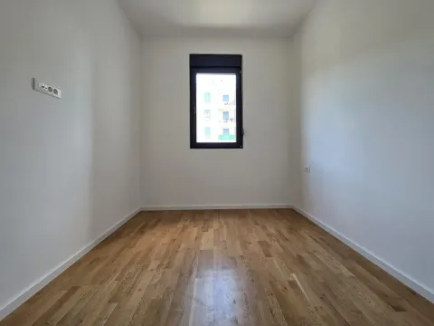 Prodaja, stan, 64m², Tološi, Podgorica - image 8