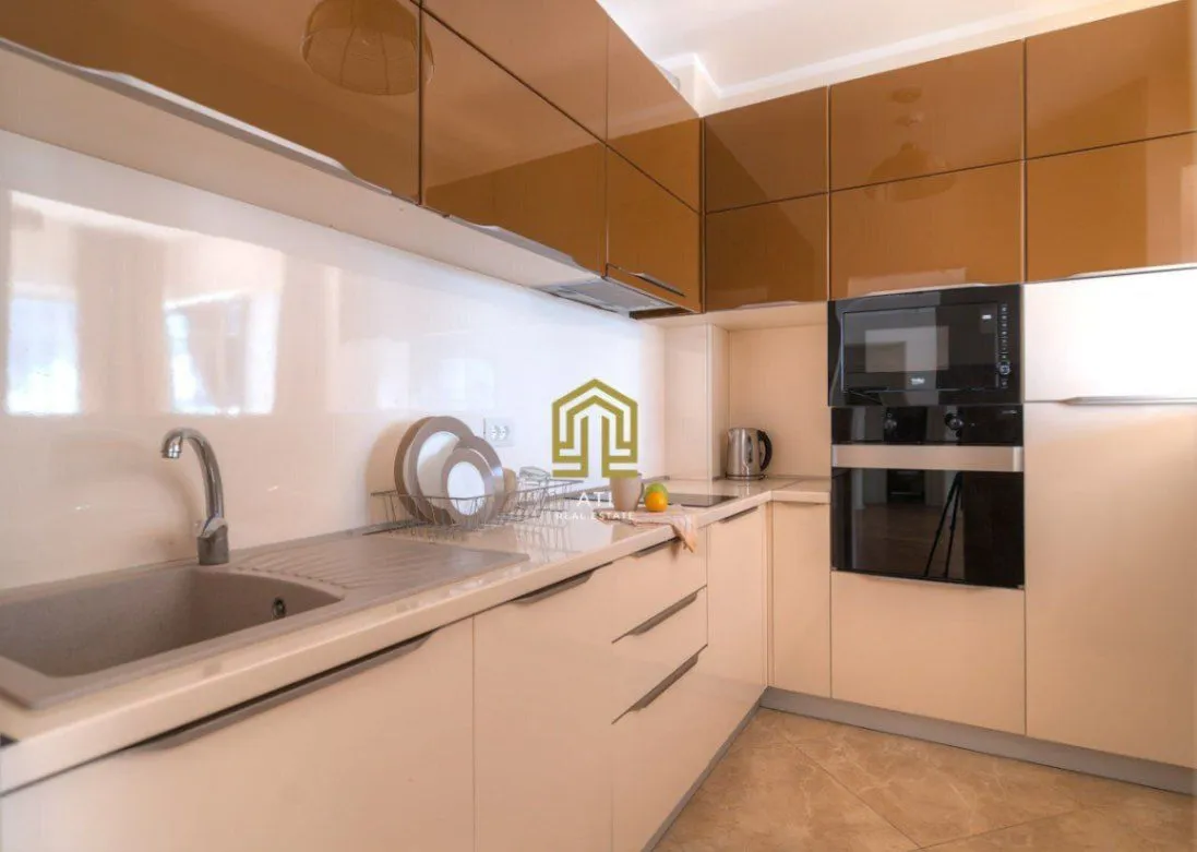 Prodaja, trosoban stan, 125m², Budva, Crna Gora