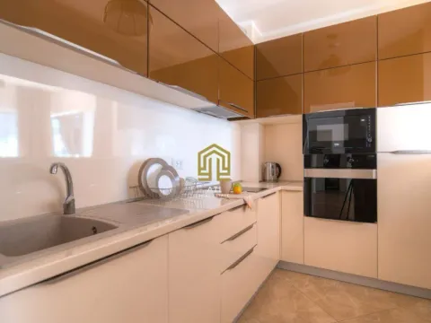 Prodaja, trosoban stan, 125m², Budva, Crna Gora - image 5