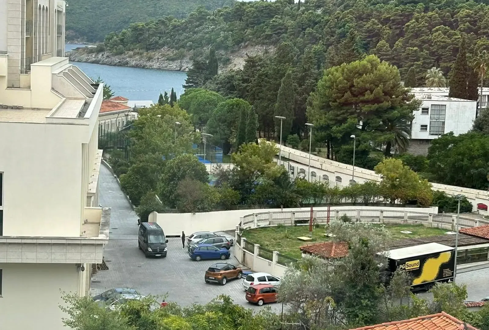 Sale, two bedroom apartment, 84m², Bečići, Budva
