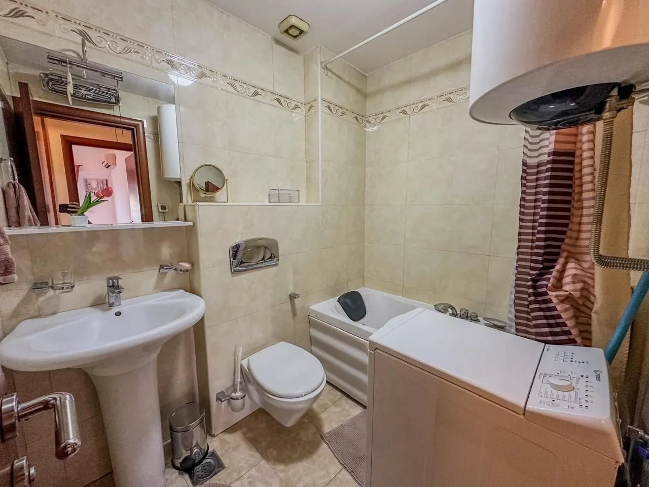 Izdavanje, jednosoban stan, 52m², Preko Morače, Podgorica