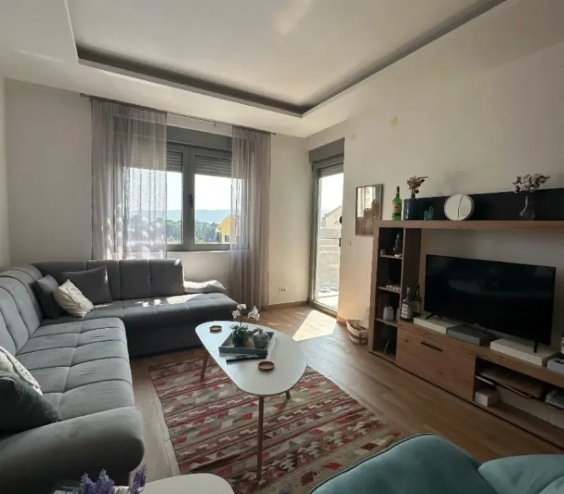 Prodaja, jednosoban stan, 57m², Pod Kuk, Tivat