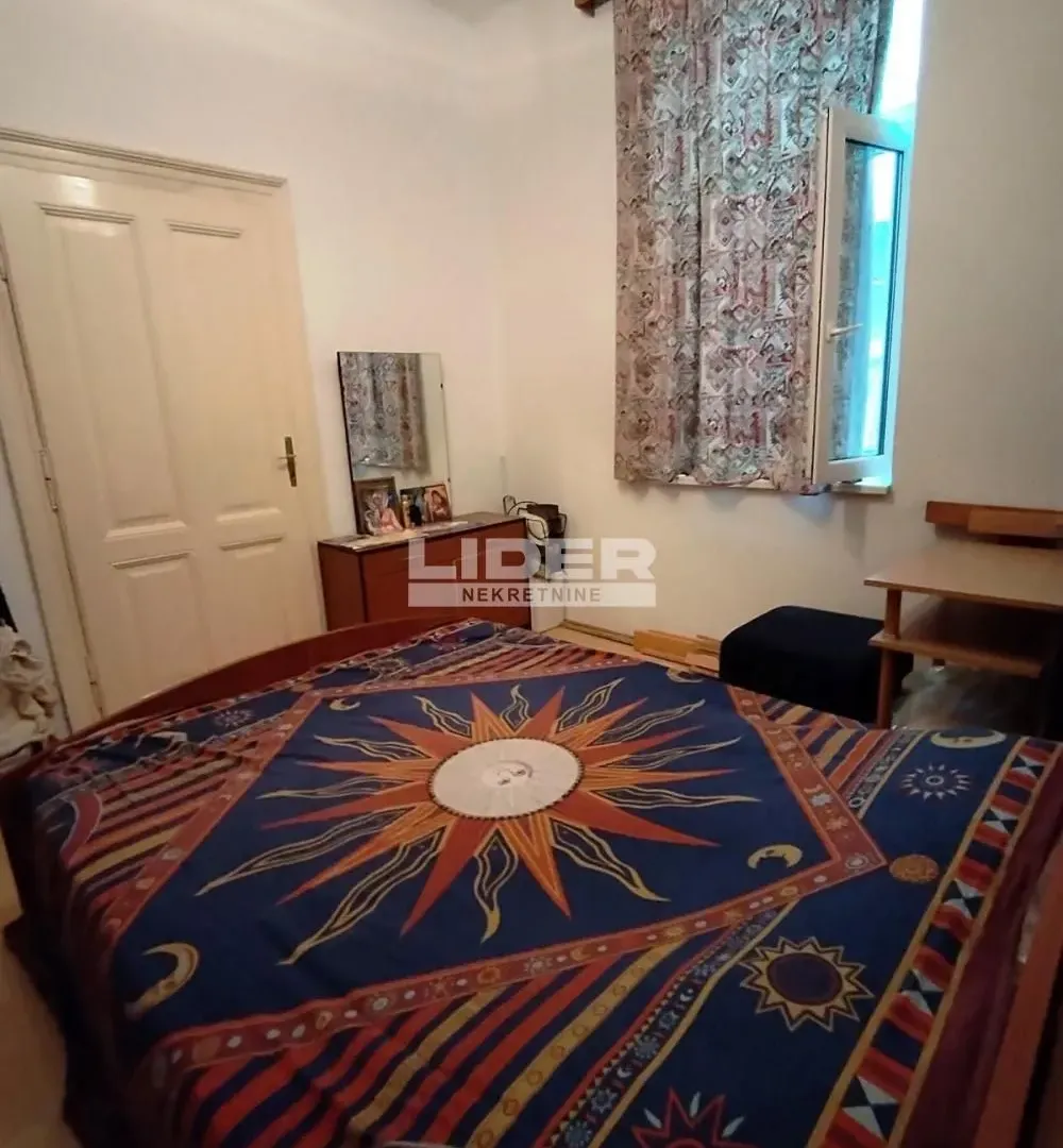 Sale, three bedroom apartment, 61m², Stari Grad, Beograd