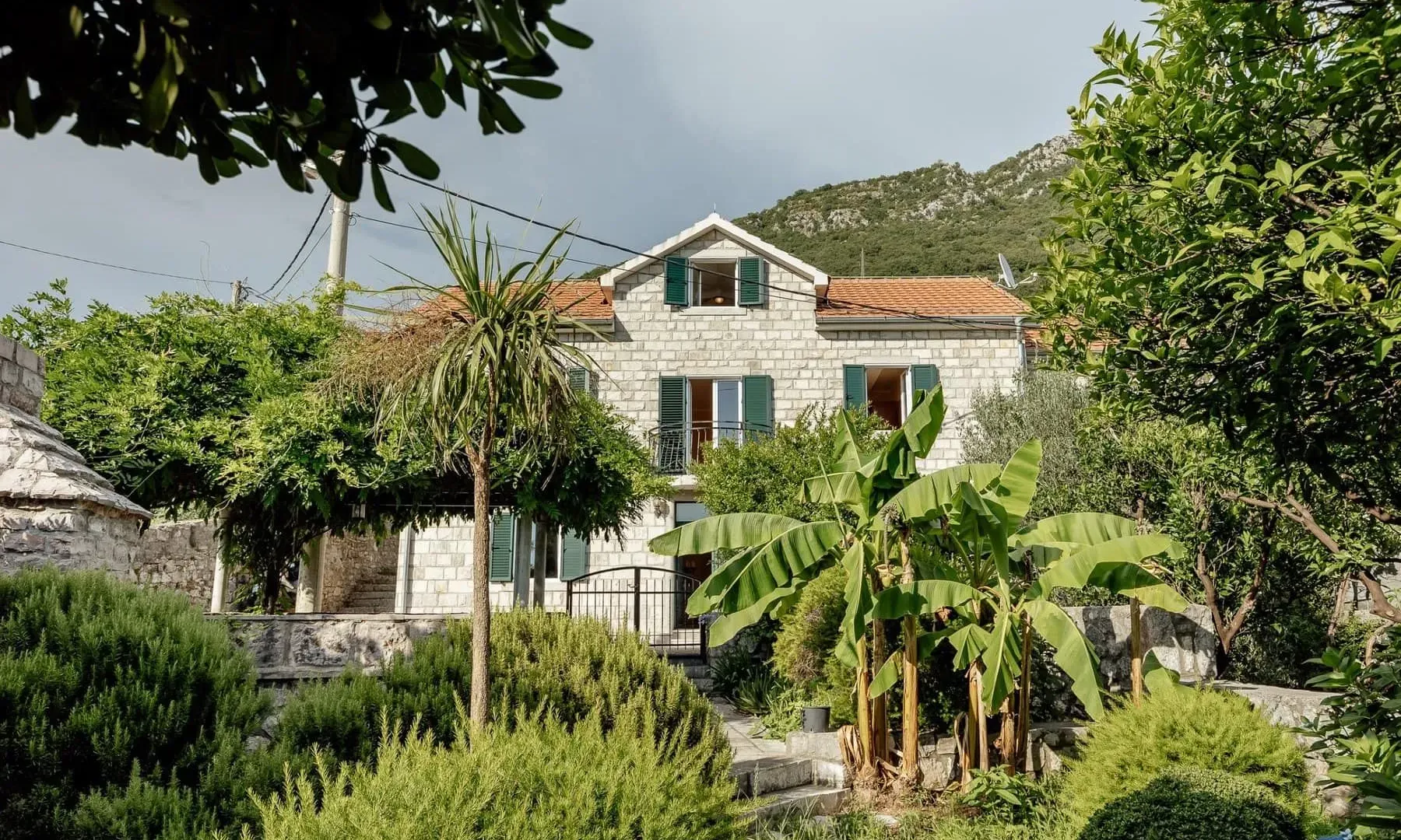 Prodaja, kuća, 291m², Lepetani, Tivat