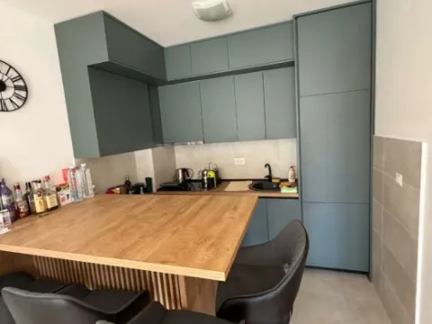 Stan in Stari Aerodrom