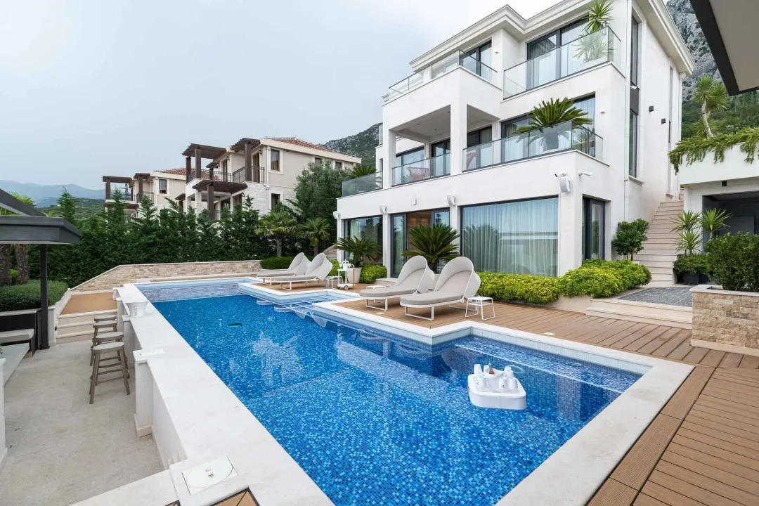 Sale, house, 250m², Blizikuće, Budva