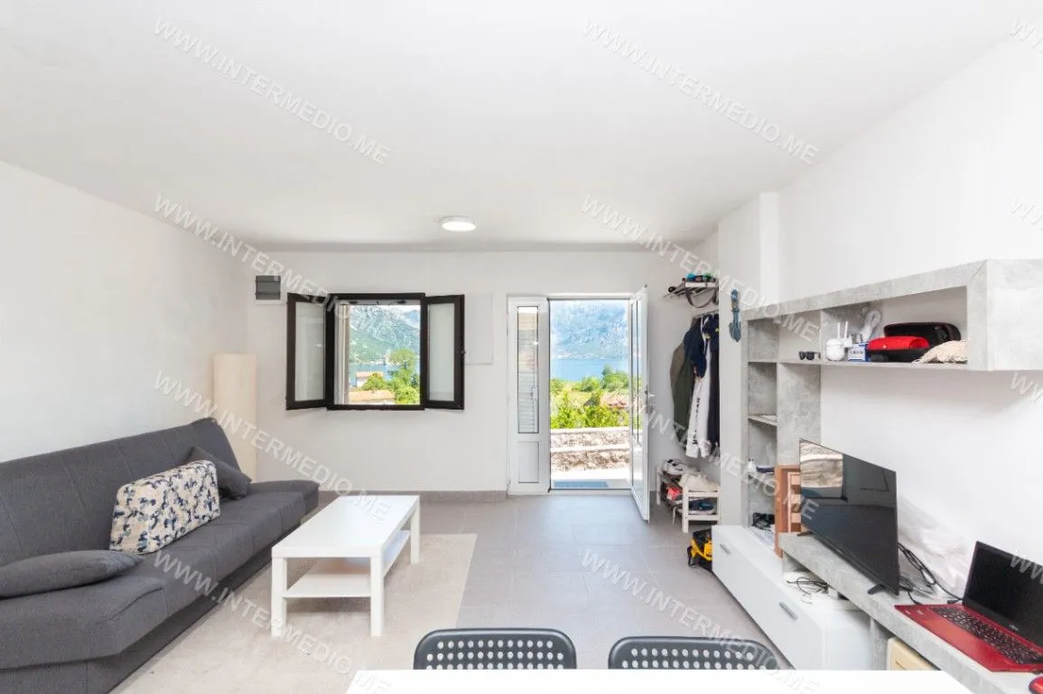 Sale, house, 100m², Morinj, Kotor