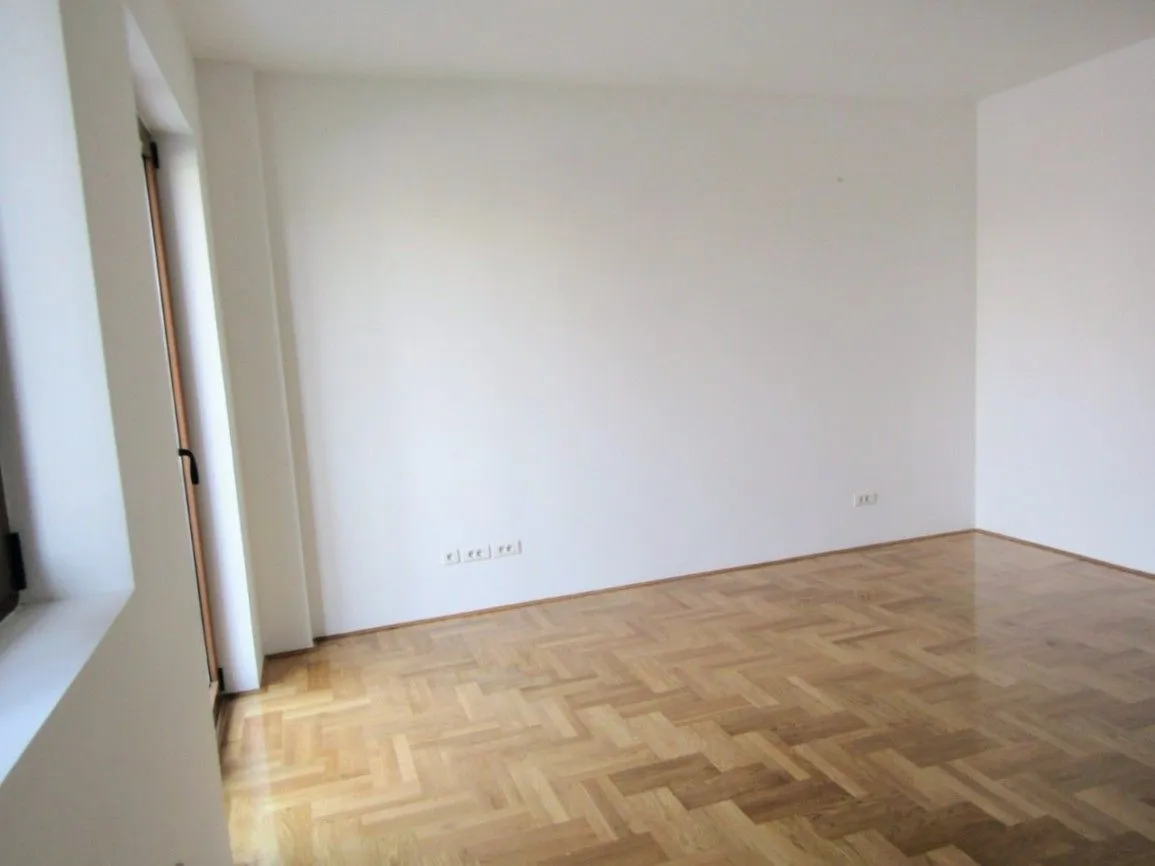 Prodaja, trosoban stan, 138m², Preko Morače, Podgorica