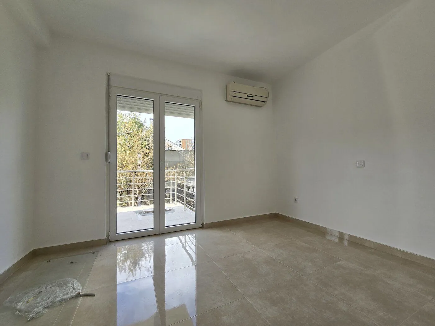 Rent, office space, 337m², Stari Aerodrom, Podgorica