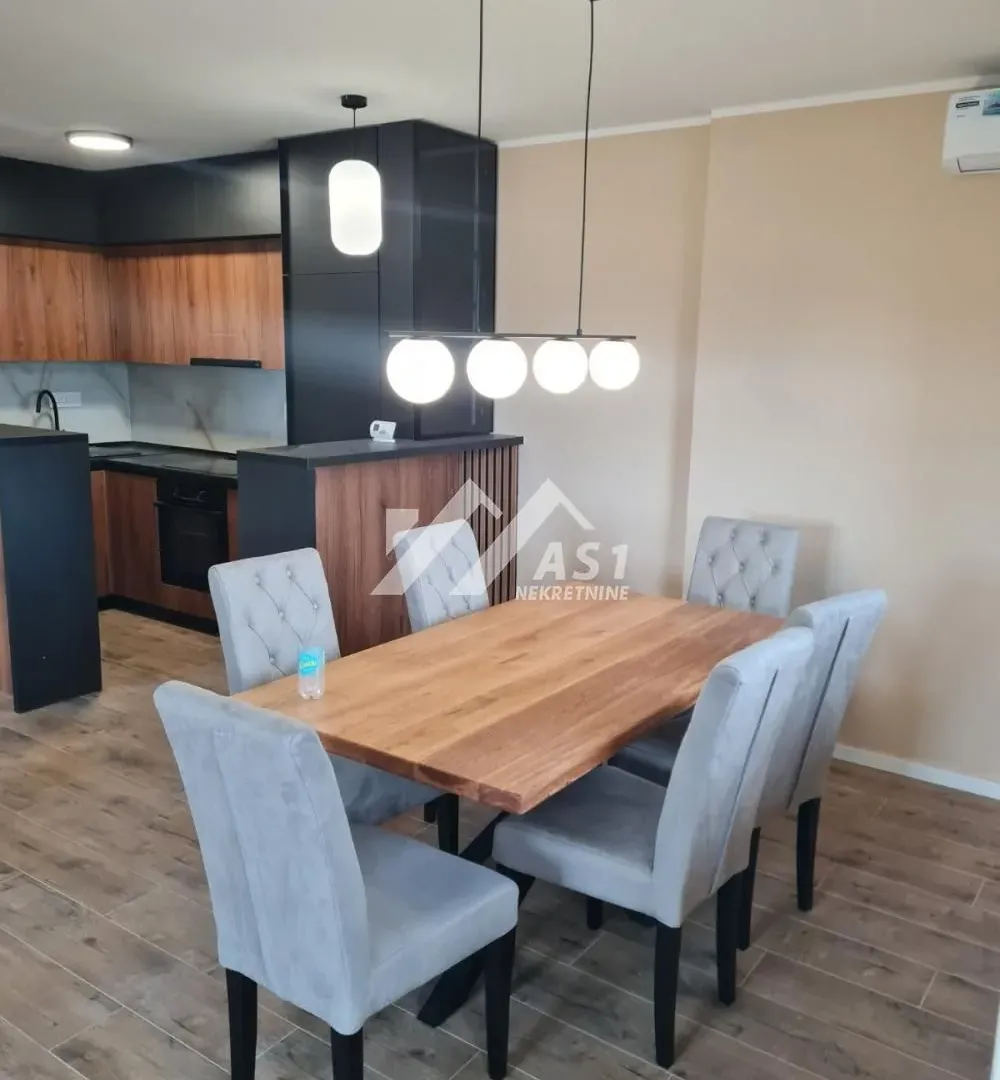 Rent, four bedroom apartment, 80m², Veternička rampa, Novi Sad Sve Podlokacije
