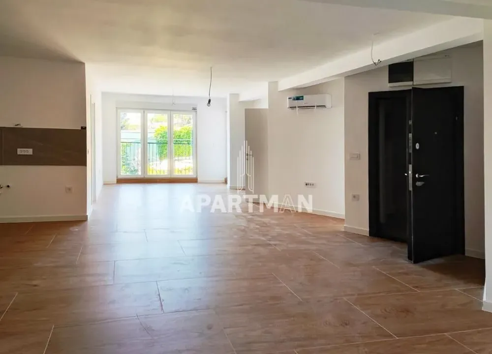 Sale, three bedroom apartment, 77m², Cvetkova Pijaca, Zvezdara Sve Podlokacije