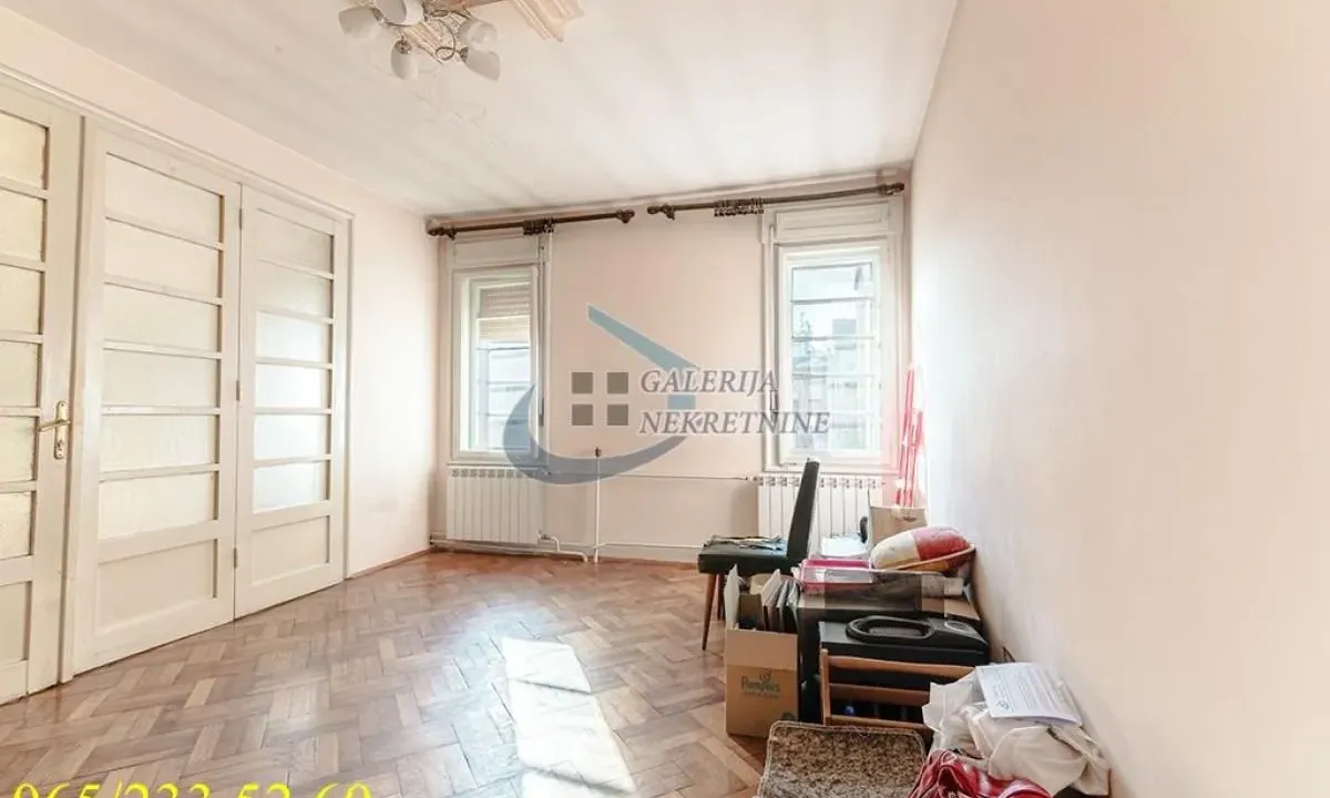 Sale, three bedroom apartment, 77m², Stari Grad, Beograd