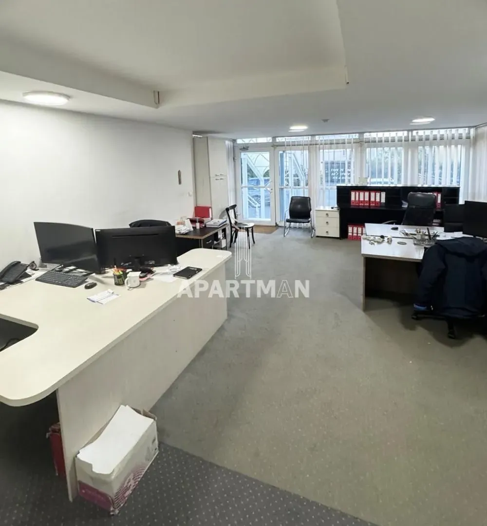Rent, office space, 700m², Banjica, Voždovac Sve Podlokacije