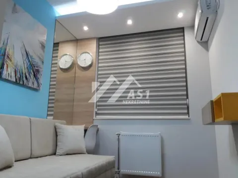 Rent, two bedroom apartment, 55m², Bulevar Oslobodjenja, Novi Sad Sve Podlokacije - image 5