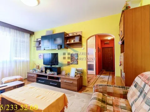 Sale, three bedroom apartment, 70m², Stari Košutnjak, Rakovica - image 2