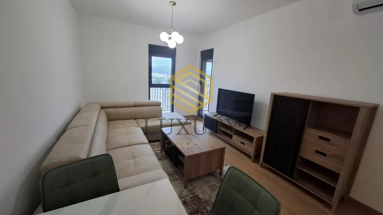 Izdavanje, jednosoban stan, 45m², City Kvart, Podgorica
