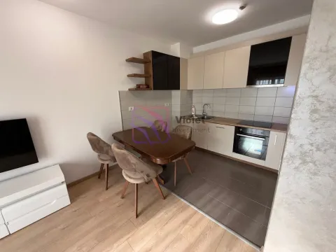 Rent, two bedroom apartment, 75m², City Kvart, Podgorica - image 4