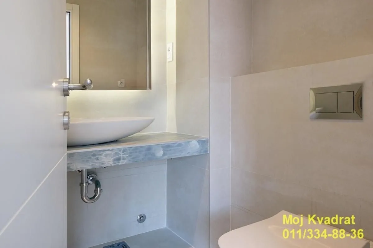 Prodaja, trosoban stan, 92m², Vukov Spomenik, Zvezdara Sve Podlokacije