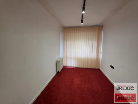 Izdavanje, trosoban stan, 73m², Spens, Novi Sad Sve Podlokacije - image 2