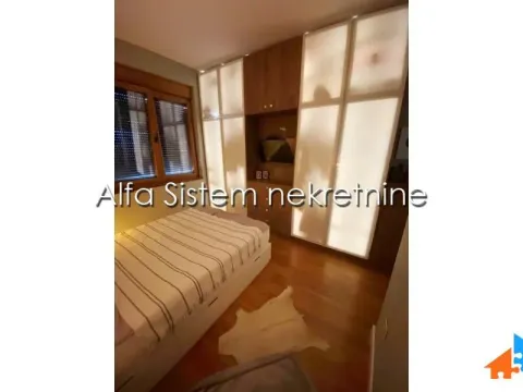 Rent, two bedroom apartment, 41m², Savski Venac, Beograd - image 13