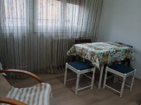 Stan in Železnička Stanica