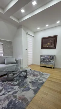 Izdavanje, trosoban stan, 130m², Bogoslovija, Palilula Sve Podlokacije - image 3