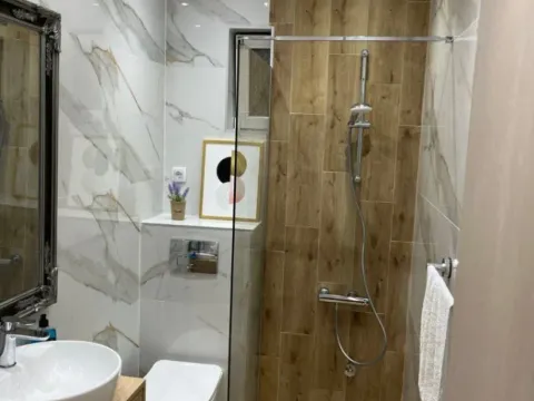 Izdavanje, garsonjera, 35m², Budva, Crna Gora - image 3