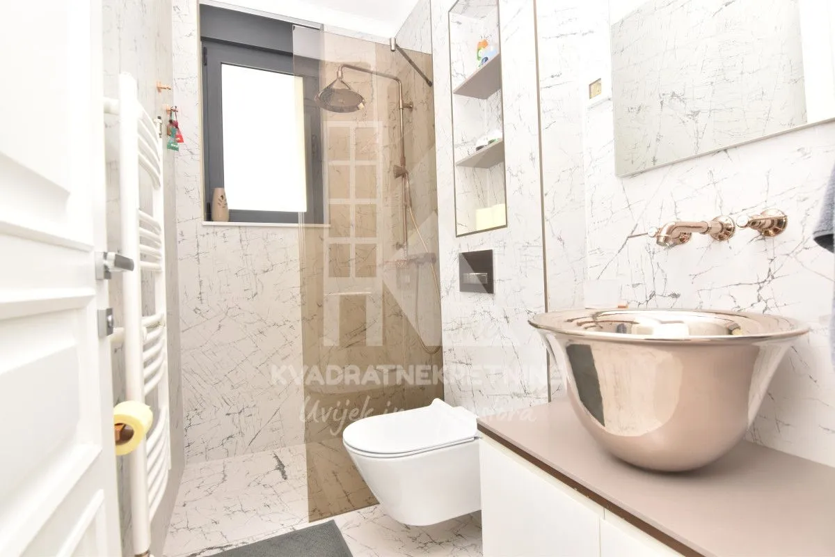 Prodaja, kuća, 170m², Gornja Gorica, Podgorica
