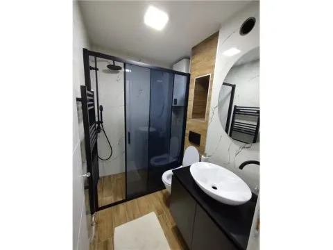 Izdavanje, dvosoban stan, 60m², Niš, Srbija - image 3