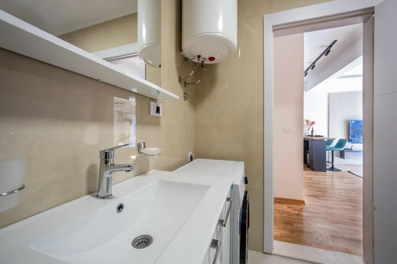 Sale, one bedroom apartment, 53m², Velika Plaža, Ulcinj