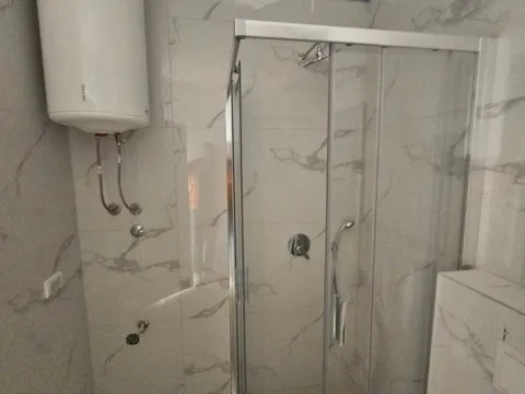 Prodaja, jednosoban stan, 48m², Ulcinj, Crna Gora - image 14