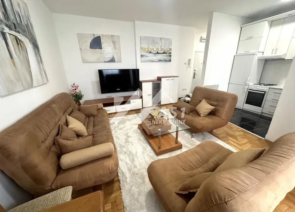 Rent, two bedroom apartment, 46m², Sajam, Novi Sad Sve Podlokacije