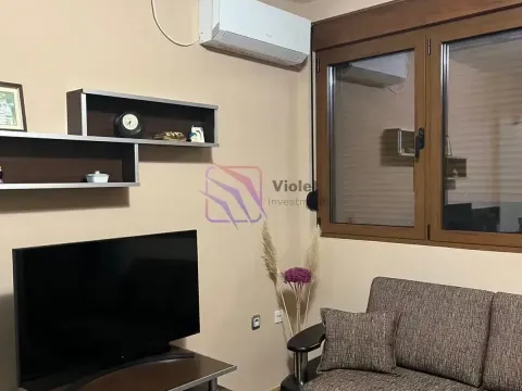 Rent, two bedroom apartment, 65m², Pejton, Podgorica - image 5
