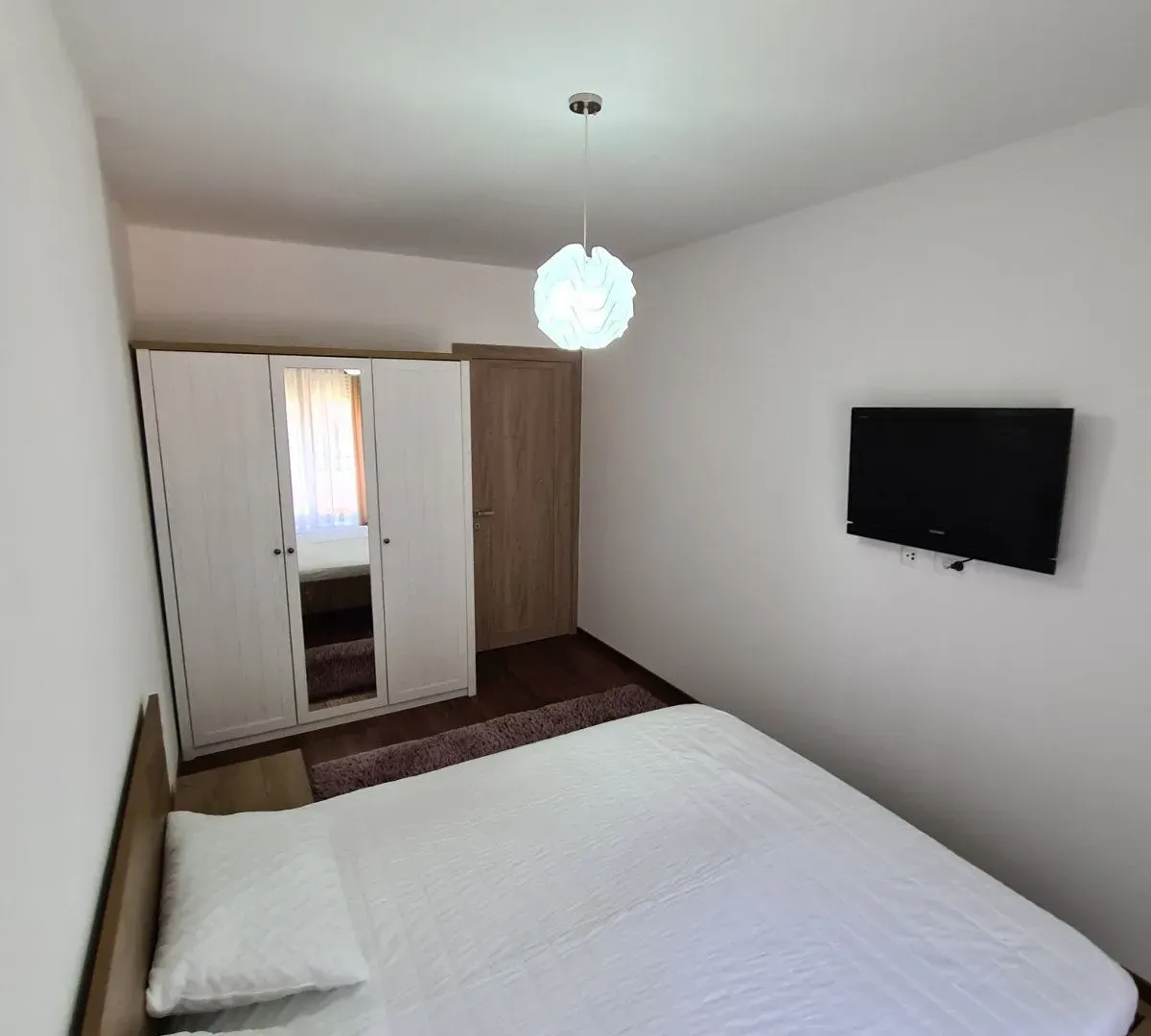 Izdavanje, jednosoban stan, 50m², Master Kvart, Podgorica