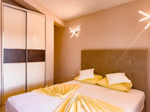 Prodaja, kuća, 702m², Centar, Ulcinj - image 4