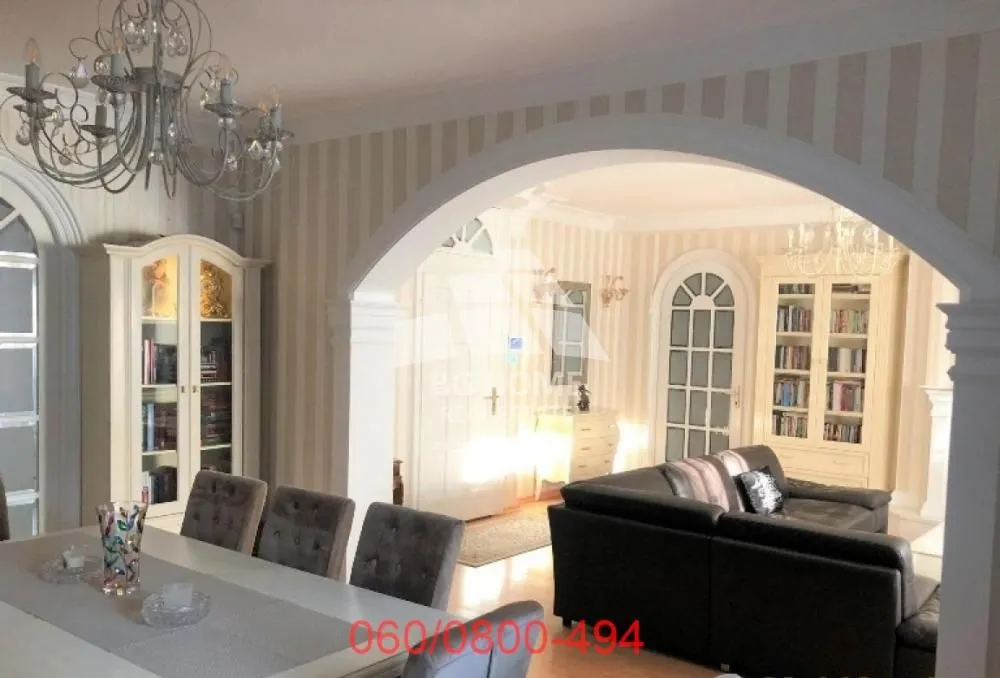 Prodaja, kuća, 364m², Banovo Brdo, Beograd