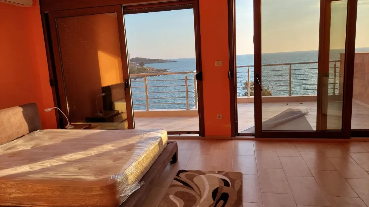 Prodaja, kuća, 412m², Utjeha, Ulcinj