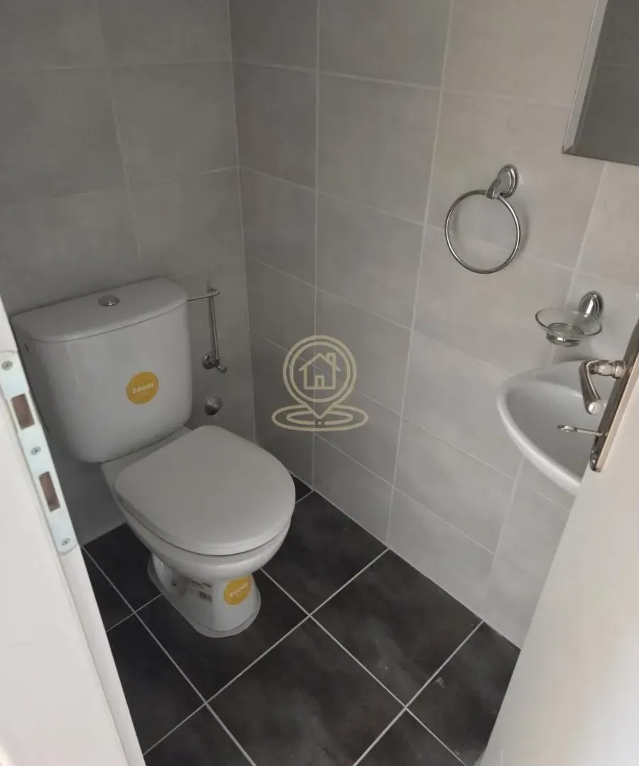 Prodaja, trosoban stan, 79m², Medijana, Niš