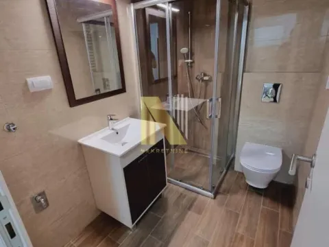 Prodaja, trosoban stan, 63m², Bulevar patrijarha Pavla, Novi Sad Sve Podlokacije - image 7